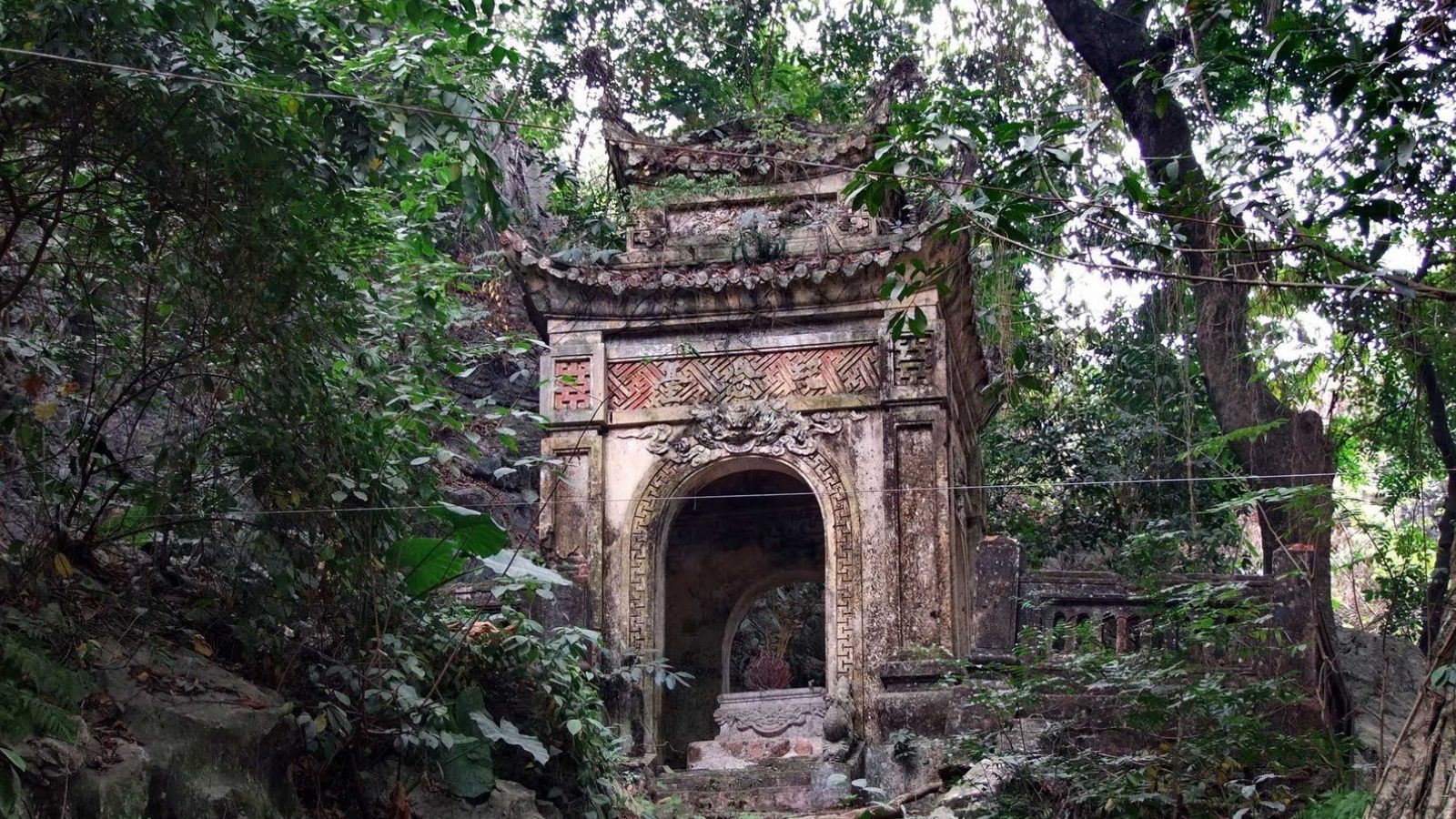 Hà Nội – Chùa Trăm Gian – Chùa Vô Vi – Chùa Trầm – 1 Ngày