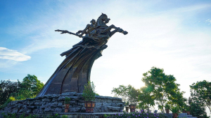 Hà Nội – Chùa Non Nước – Việt Phủ Thành Chương – 1 Ngày