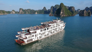 Du lịch Du thuyền Ambassador Hạ Long 2 ngày 1 đêm